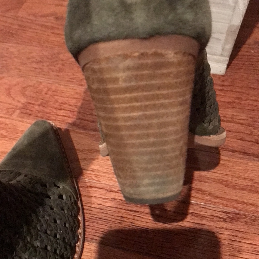 Jeffrey Campbell Oakwood Suede Bootie - Picture 12 of 15